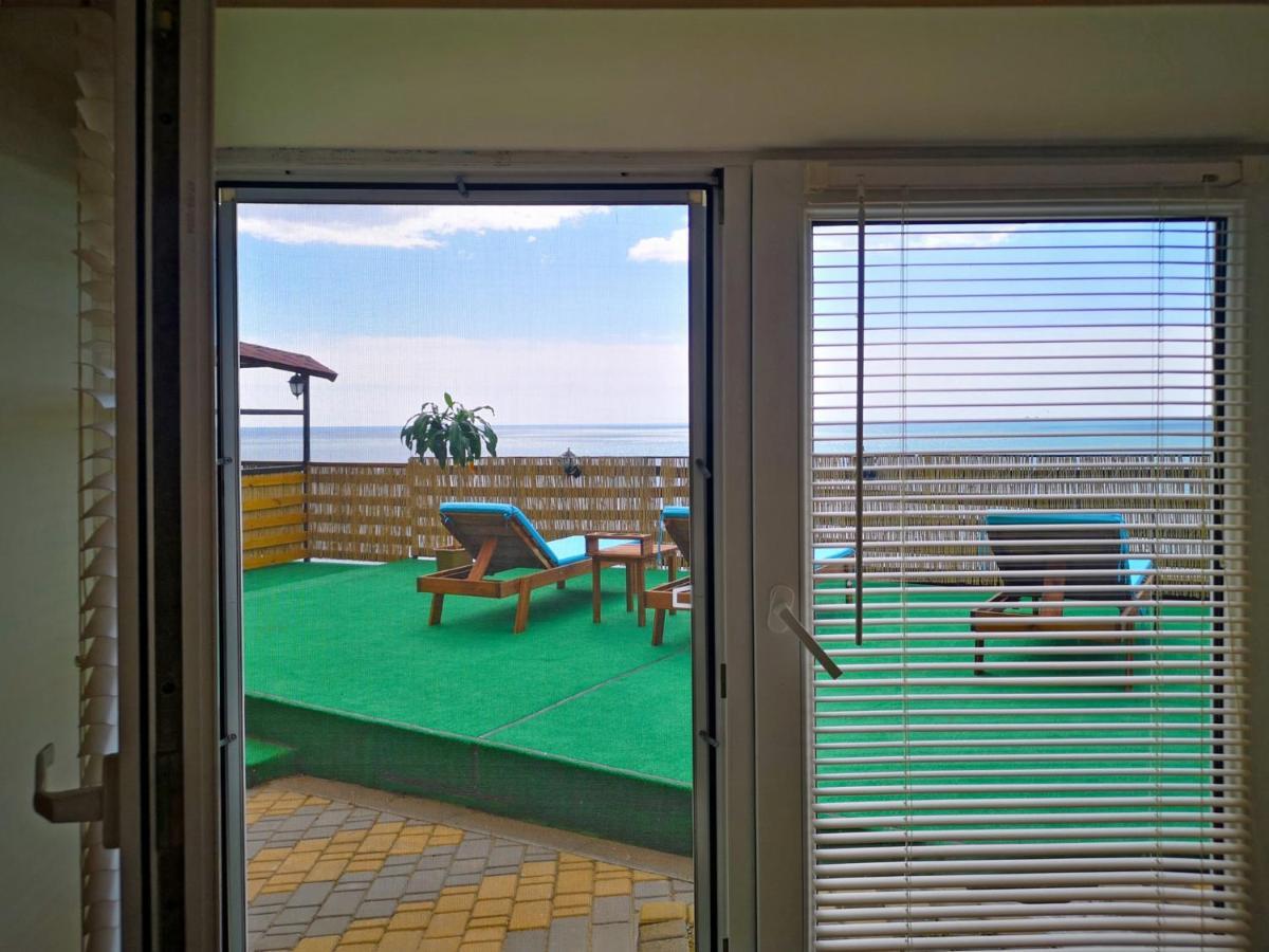 Sea View Apartments Odessa Luaran gambar
